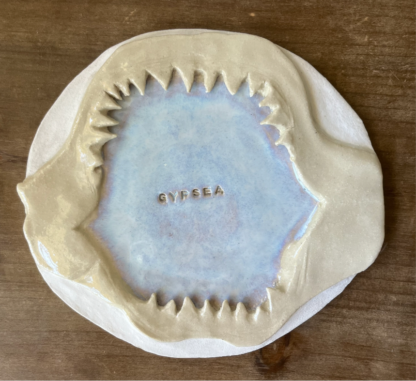 Jaws ring dish